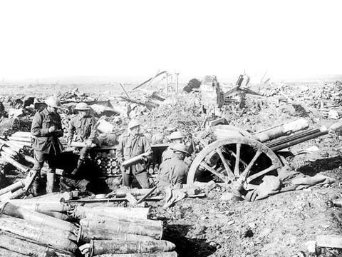 11 th Field battery in the field. The 9th Battalion was among the first infantry units raised for the AIF during the First World War.