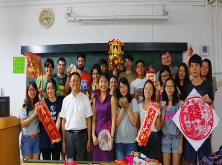 Who can apply This fantastic trip is open to 15 UTS:BUiLD students with: A keen interest in Chinese culture and a background in your chosen area of study. A current GPA of 1.5 or over.