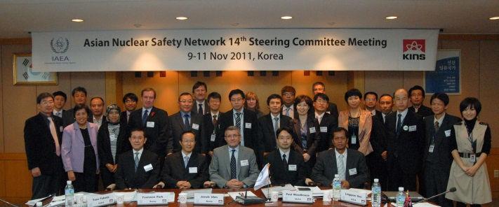Structure of Asian Nuclear Safety Network (ANSN) Plenary Steering Committee Capacity Building Management Group (CBMG) Topical Groups (TGs) Topical Groups (TGs) Education and Training (ETTG) Emergency