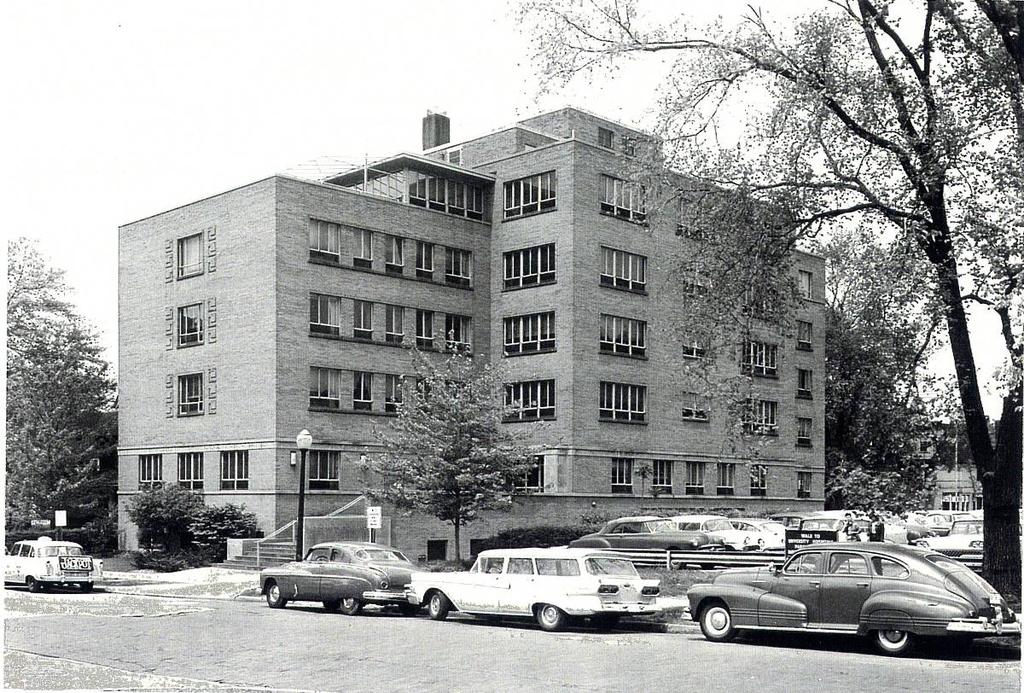 1953 The Benjamin Rose Hospital opens.