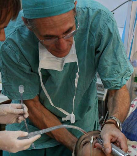 The vast experience and skills of this great team, working with patients of all sizes and ages, and alongside surgeons from Nepal and all over the world, are now also benefiting students of