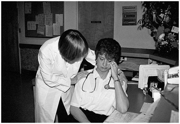 Nurse s Grief Nurse must come to grips with Understanding the grief process Appreciating the experience of the dying patient Using effective listening skills Acknowledging personal limits Knowing